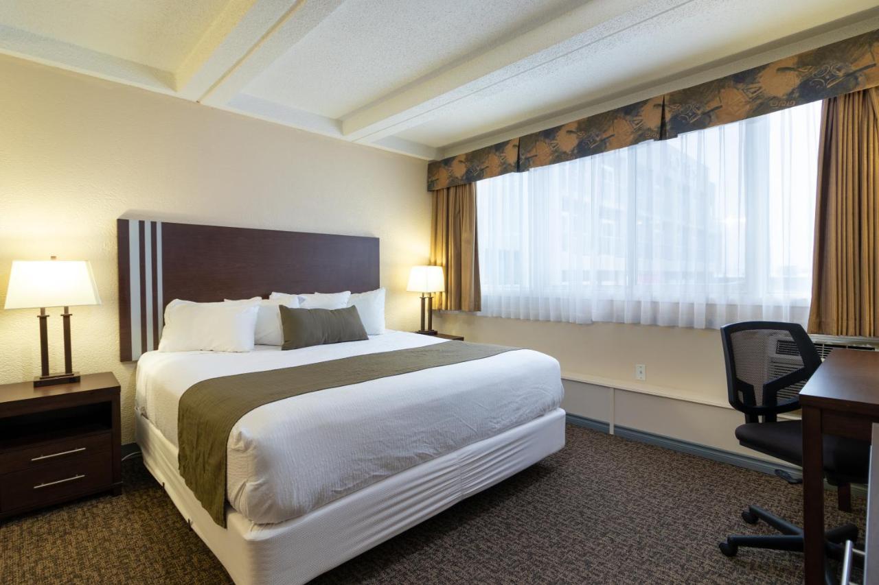 Bcm Inns Fort Mcmurray - Downtown Bagian luar foto
