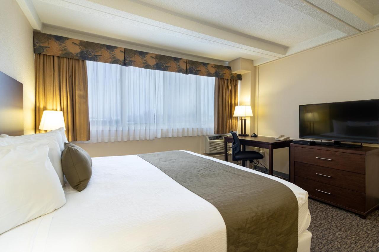 Bcm Inns Fort Mcmurray - Downtown Bagian luar foto