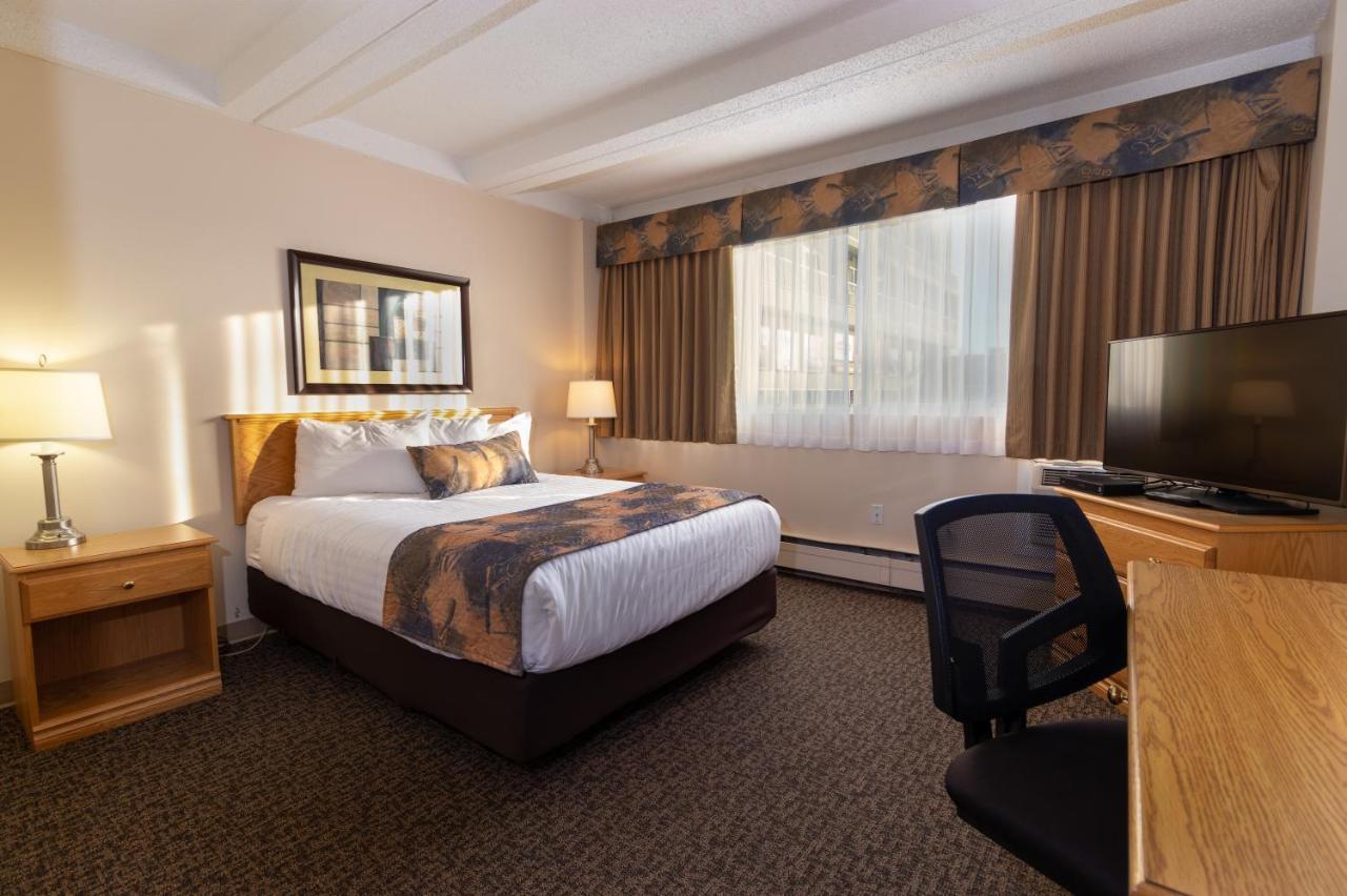 Bcm Inns Fort Mcmurray - Downtown Bagian luar foto