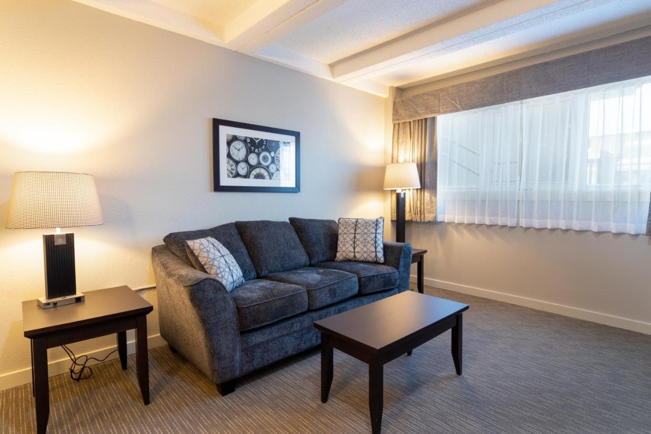 Bcm Inns Fort Mcmurray - Downtown Bagian luar foto
