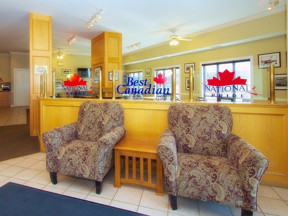 Bcm Inns Fort Mcmurray - Downtown Bagian luar foto
