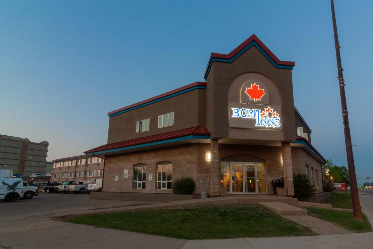 Bcm Inns Fort Mcmurray - Downtown Bagian luar foto